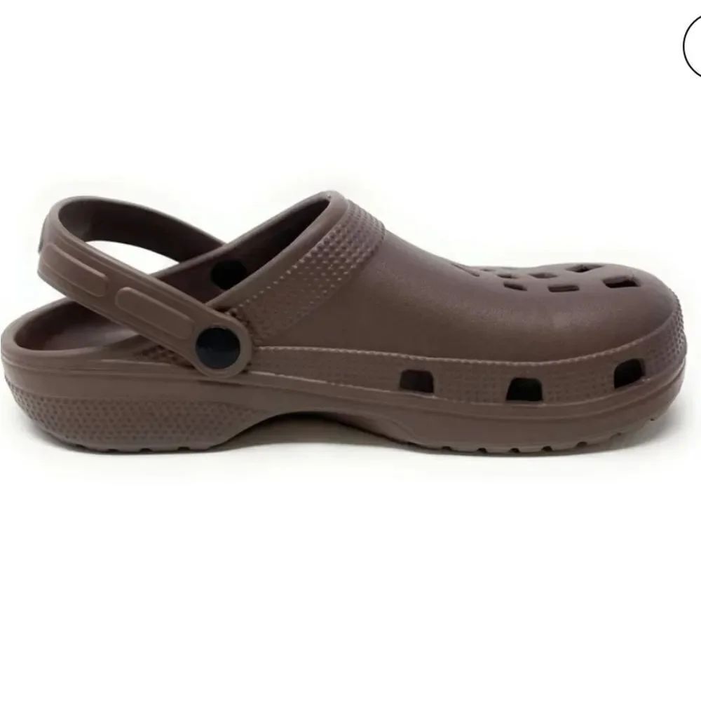 CLASSIC CROCS FULLY-MOLDED 